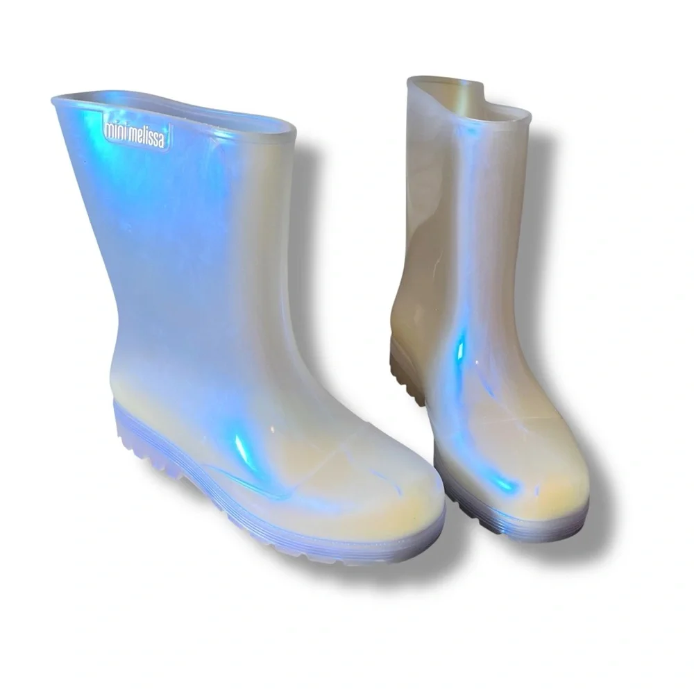 Mini Melissa Welly Big Girls Rain Boots Pearl Blue Irridescent Size 4 NIB